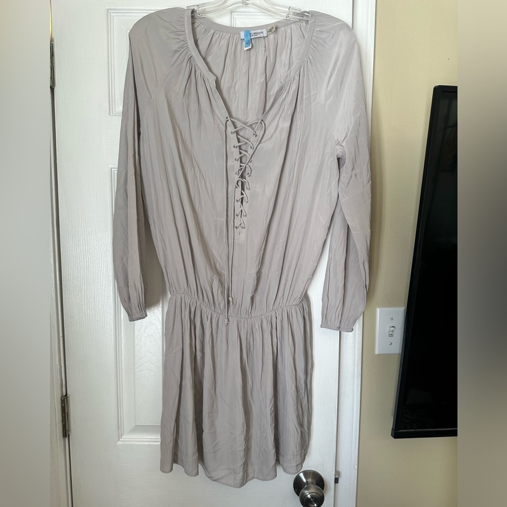 Ramy Brook ‘Alexandra’ gray lace front dress with sleeves from Revolve. Size XS